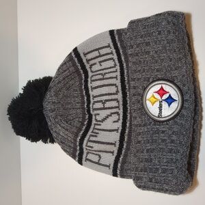 New Era Pittsburgh Steelers stocking hat beanie pom pom NFL lining 10% wool